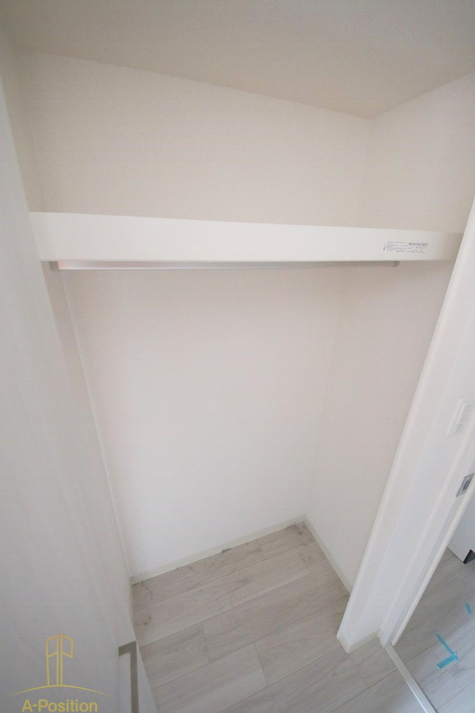 収納　プレサンス大阪都島エレナード