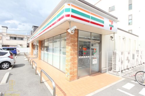 コンビニ　セブンイレブン 大阪内代店（コンビニ）まで129m