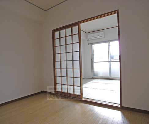 居室・リビング　和室のお部屋です。