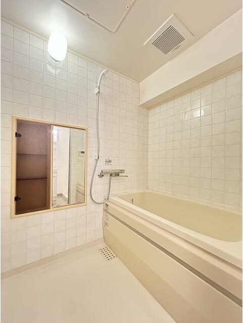 バス・シャワールーム　日々の疲れを癒すお風呂です♪