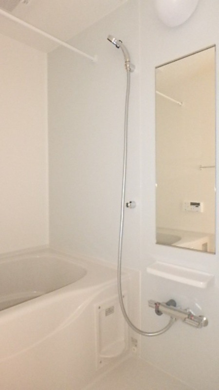 バス・シャワールーム　図面と現状に相違がある場合には現状を優先