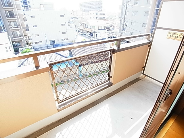 バルコニー　別部屋