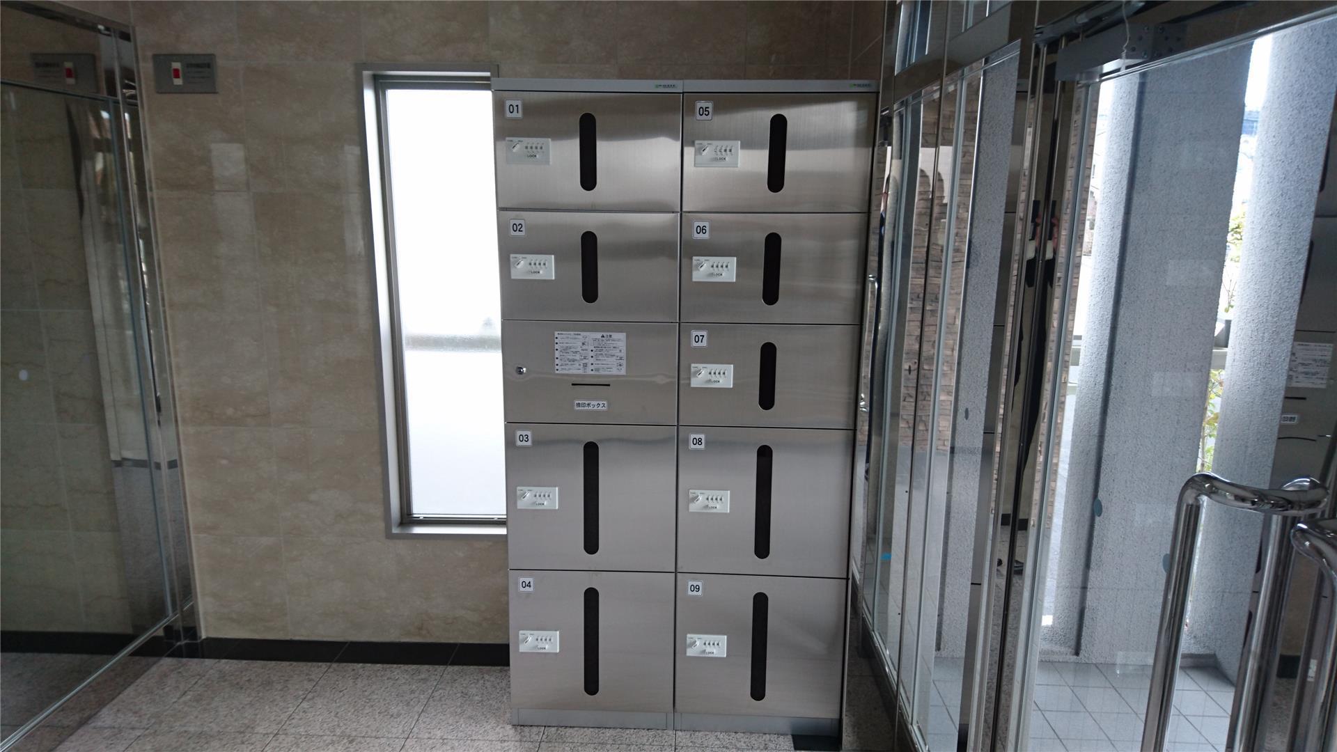 エントランス　エントランス