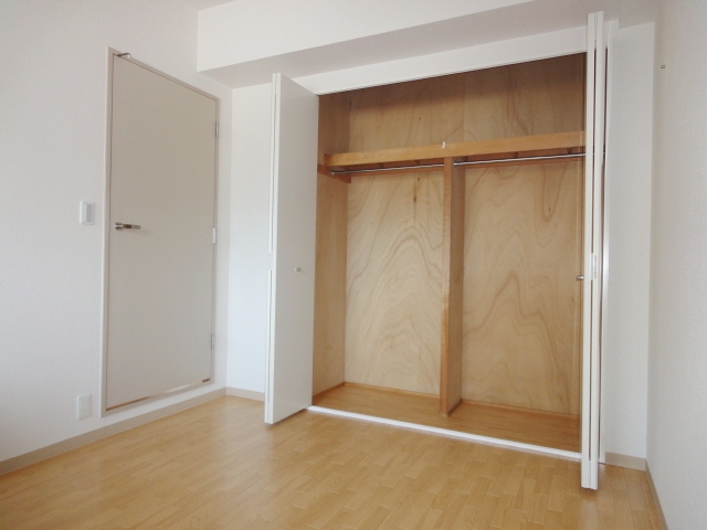 収納　※同建物の類似写真となります。