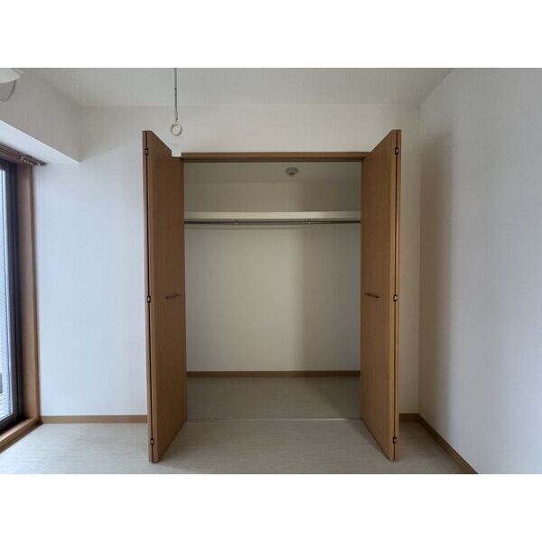 収納　同シリーズ物件のモデルルームになります※現況優先