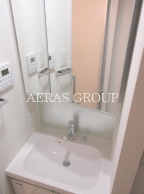 洗面設備　同仕様