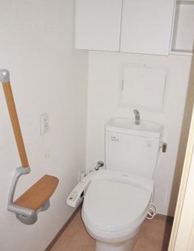 トイレ　同物件、別物件のお写真です。ご参考までにご覧ください。