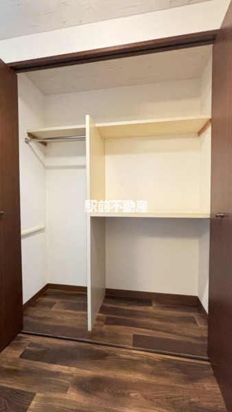 収納　写真は別部屋