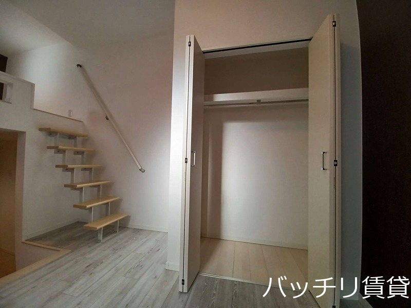 収納　同型タイプの為、現状を優先致します。