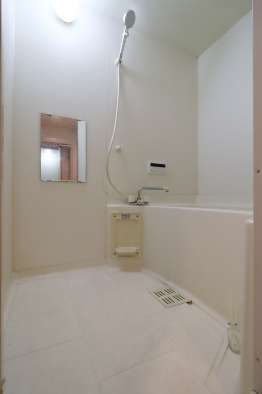 バス・シャワールーム　図面と現状に相違がある場合には現状を優先