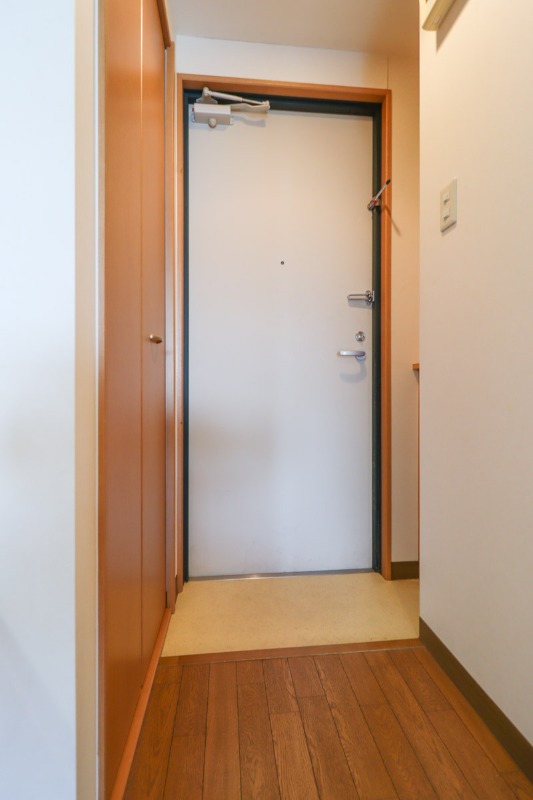 玄関　図面と現状に相違がある場合には現状を優先