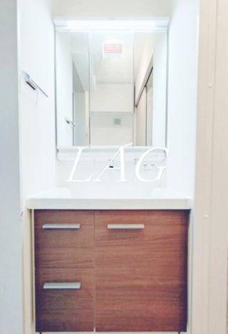 洗面設備　独立洗面台です。