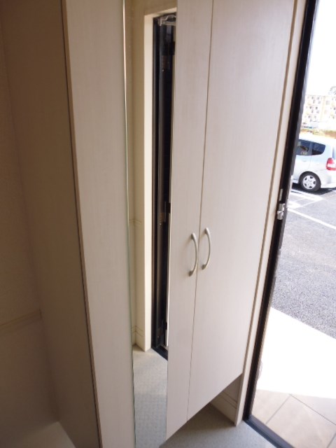 玄関　参考画像