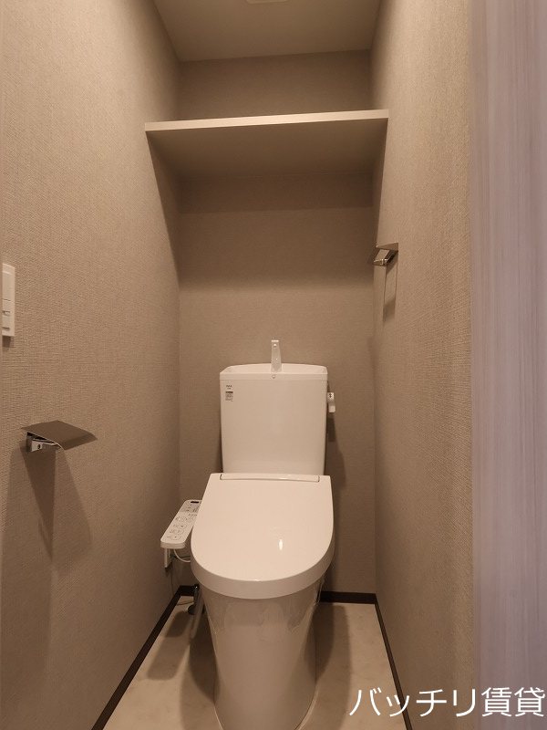 トイレ　画像は、同型タイプの為、現状を優先いたします。