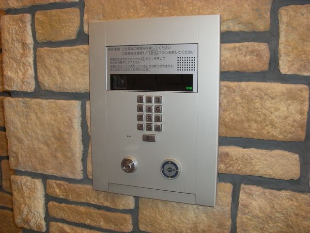 セキュリティ　グランシス難波西　オートロック