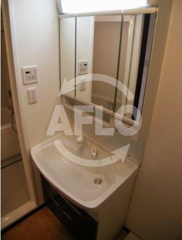 洗面設備　グランシス難波西　独立洗面台