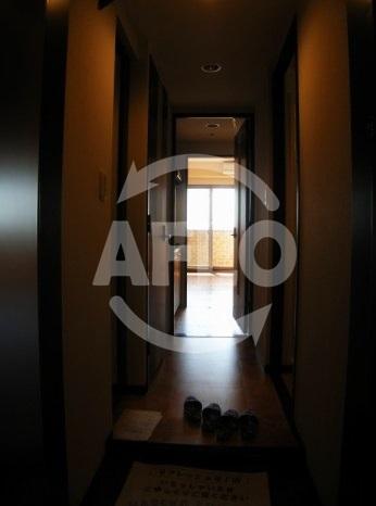 玄関　グランシス難波西　玄関