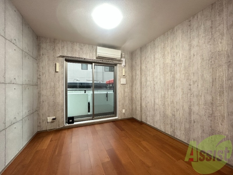 その他部屋・スペース　ベットなど家具を置いても十分なスペースがありますね。