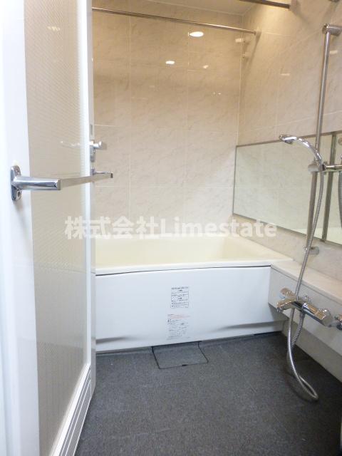 バス・シャワールーム　別部屋参考写真