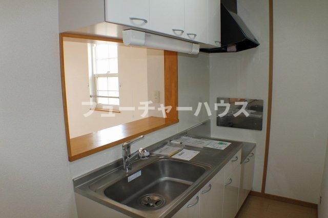 その他　コンパクトなキッチンで掃除もラクラク