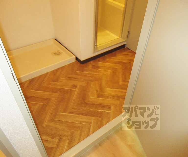 洗面設備　脱衣所も広々！