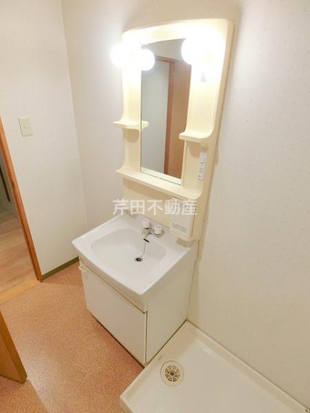 洗面設備　写真は別のお部屋のイメージです
