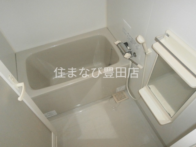 バス・シャワールーム　同型タイプ