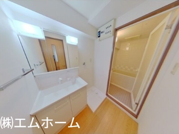 洗面設備　脱衣所　独立洗面化粧台