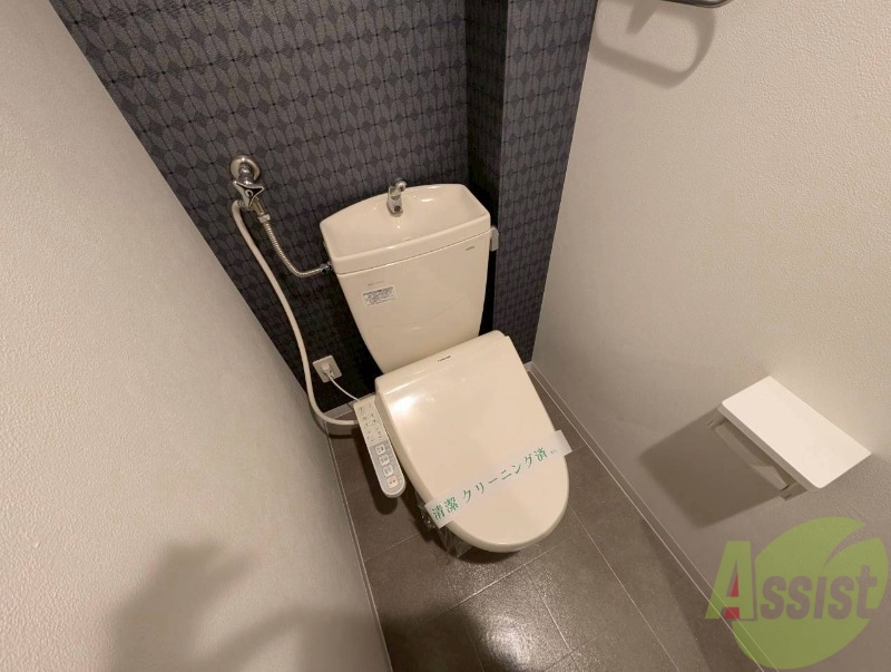 トイレ　ウォシュレット機能がついたトイレ。安心して使用できますね。