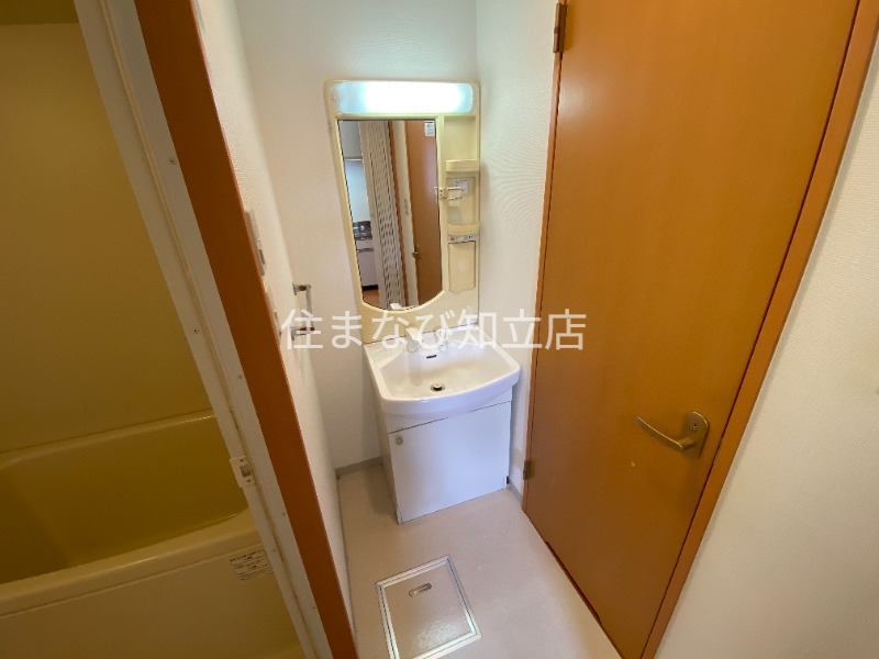 洗面設備　同型タイプ