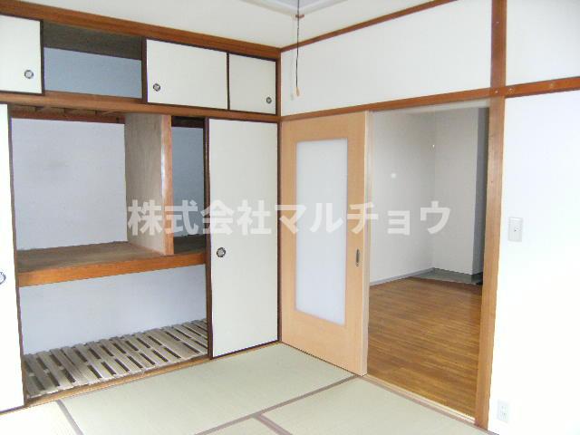 居室・リビング　趣のある和室です