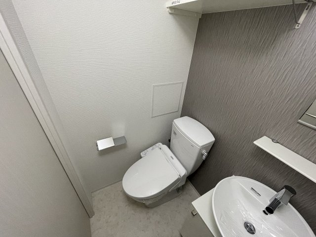 トイレ　清潔感のあるトイレです
