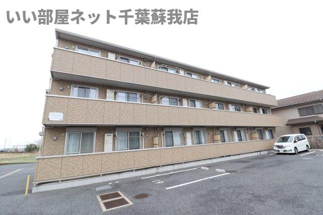 建物外観　外観は落ち着いています