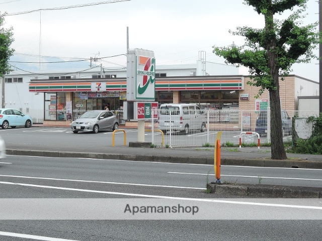 コンビニ　セブンイレブン（コンビニ）まで369m