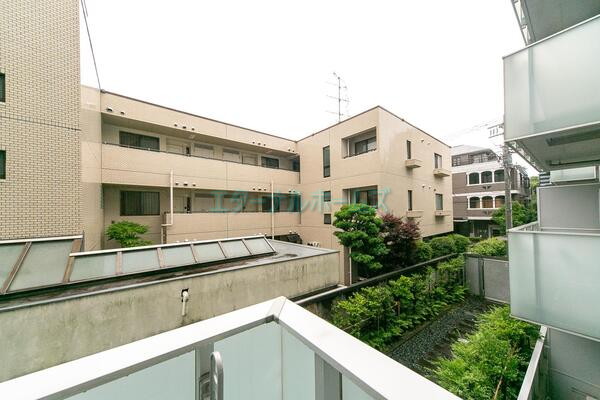 バルコニー　参考写真