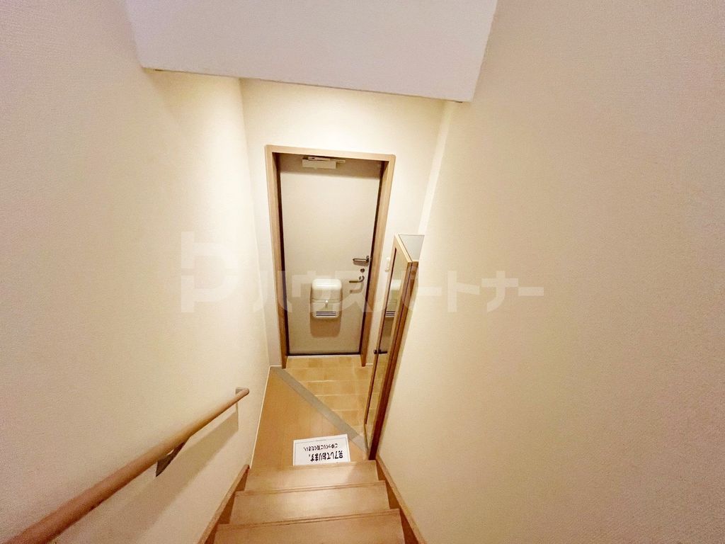 玄関　設備