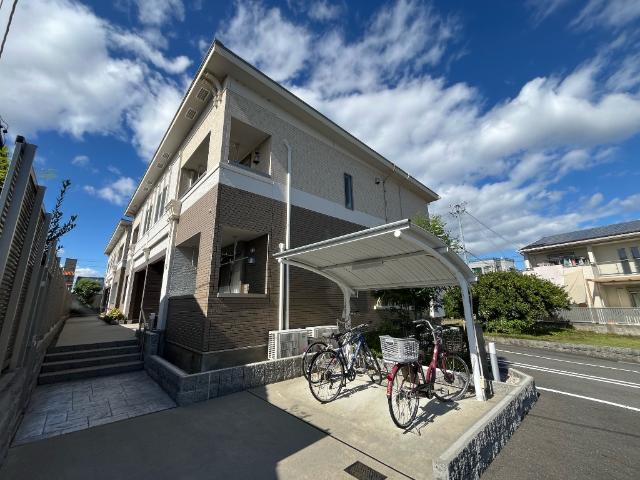 建物外観　外観写真（昼）