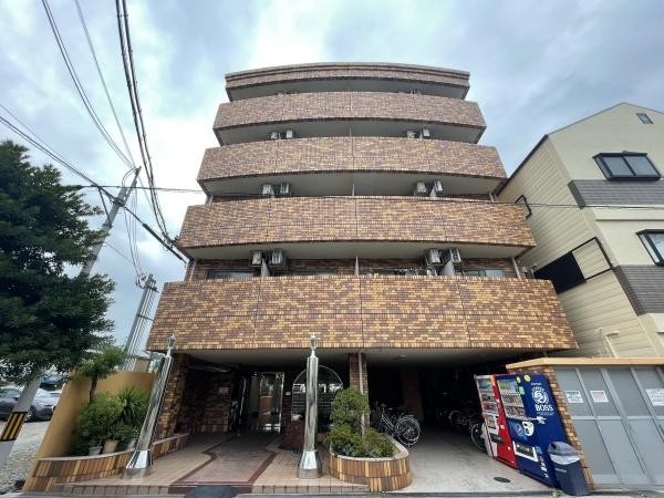 建物外観　立派な外観