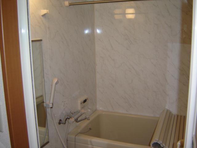 バス・シャワールーム　バスルーム