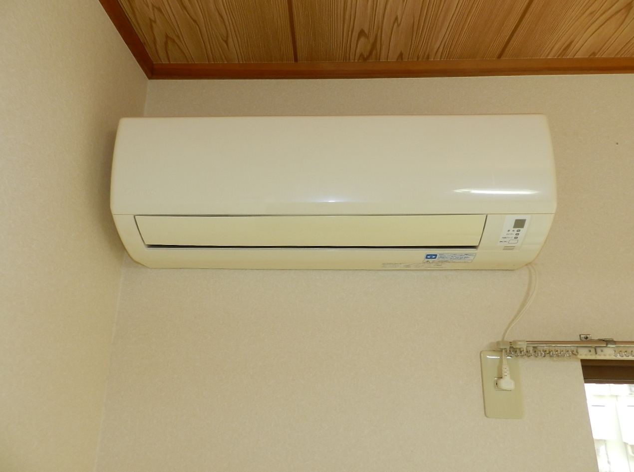 その他設備　エアコン1基付