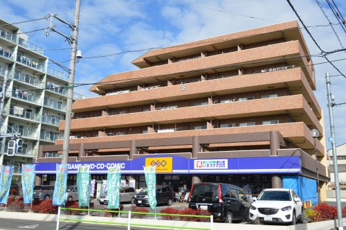 レンタルビデオ　GEO昭島店（レンタルビデオ）まで158m
