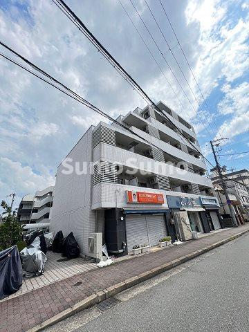 建物外観　外観は落ち着いています