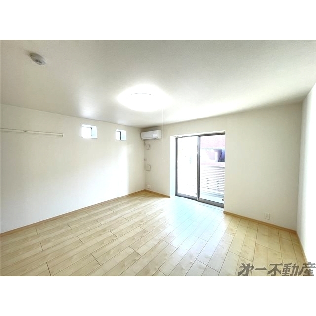 建物外観　洋室