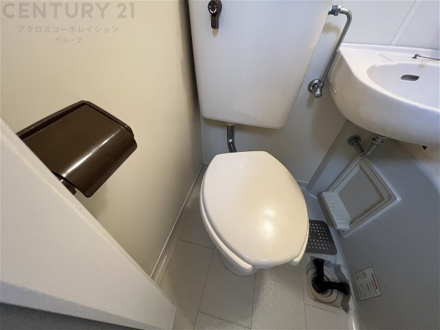 トイレ　浴室内にトイレがあります♪
