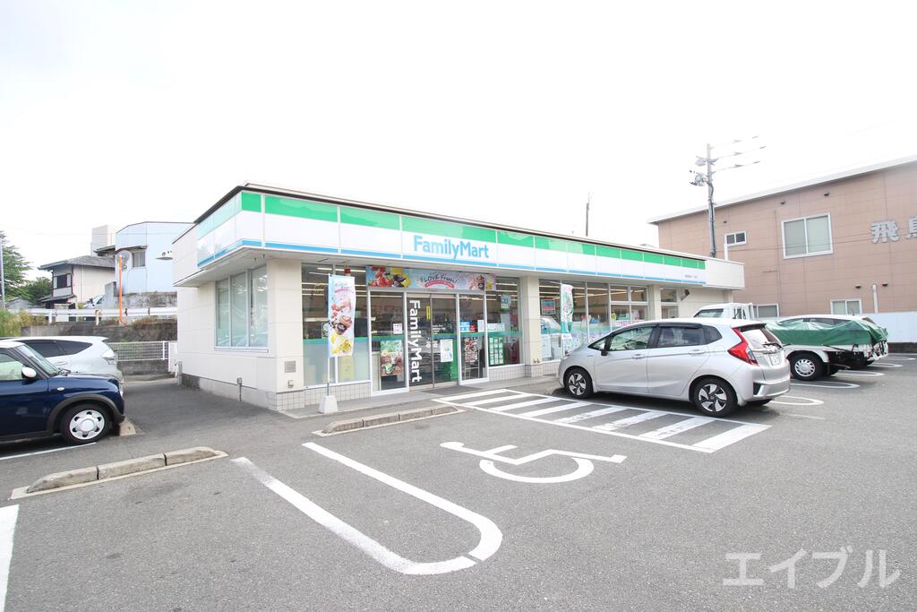 コンビニ　ファミリーマート福岡西長住一丁目店（コンビニ）まで494m