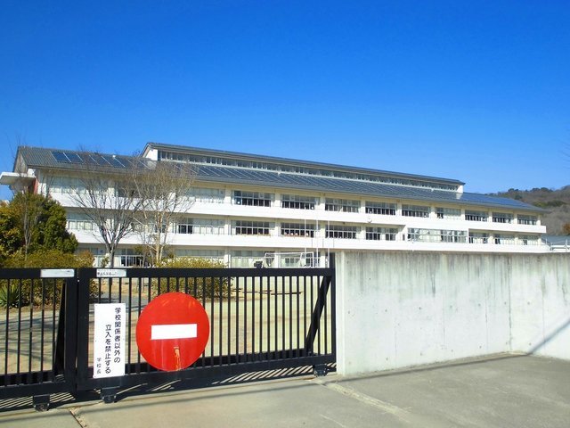 小学校　足利市立毛野小学校（小学校）まで600m