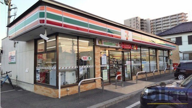 コンビニ　セブンイレブン大井うれし野店（コンビニ）まで330m