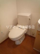 トイレ　ウォシュレット付き