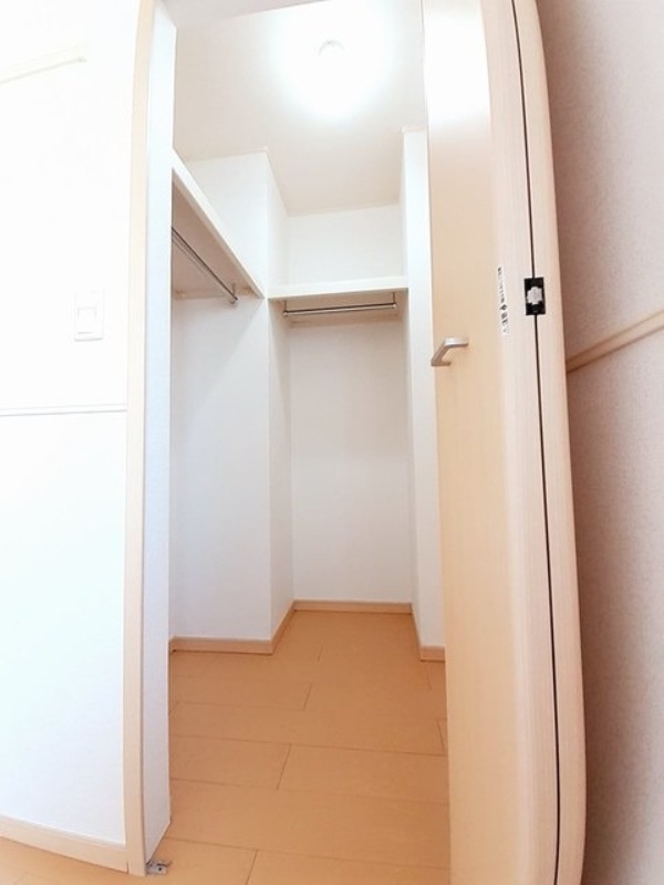 収納　図面と現状に相違がある場合には現状を優先