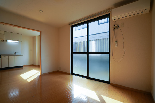 居室・リビング　１階のお部屋の画像